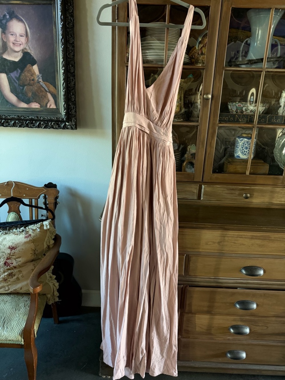 Blush Pink V-Neck Sleeveless Maxi Dress with Gathered Waist